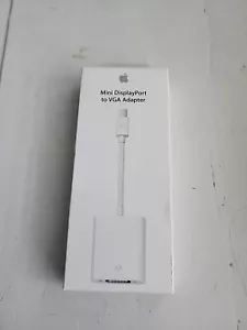 Apple Mini Display Port to VGA Adapter Computer 🖥️ 🌸💻 - Picture 1 of 3