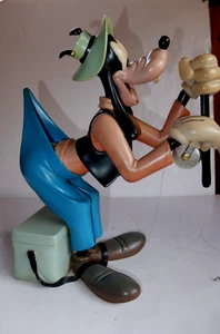 GRANDE STATUE, FIGURINE DISNEY EN RÉSINE" PLUTO A LA PÊCHE" H :42 cm. - Bild 1 von 11