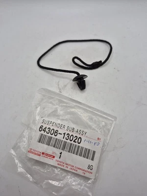 Toyota Corolla 2001-2006 Genuíno Pacote Prateleira Corda 64306-13020 Nova Peça OEM - Imagem 1 de 4