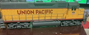HO Scale GP 40 Union Pacific EMD Bachmann W/PCB Track Tested. - Picture 1 of 12