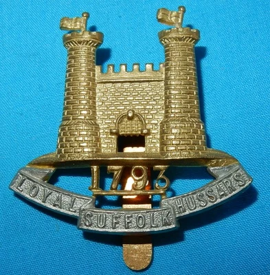 BONITA INSIGNIA GORRA MILITAR REGIMIENTO HÚSARES YEOMANRY LEAL SUFFOLK ERA PRIMERA GUERRA MUNDIAL GENUINA Foto 1 de 2