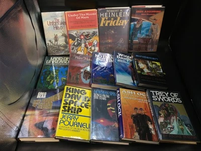 Lot of (14) Sci-Fi Fantasy Horror RARE Sam Moskowitz Greg Bear Jerry Pournelle - Image 1 of 3