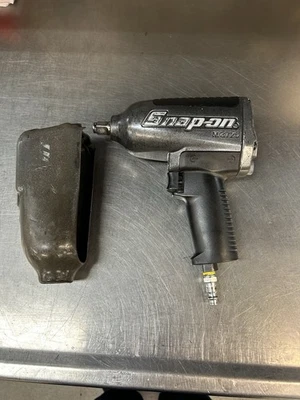 Impacto de aire de alta resistencia Snap On MG725, 1/2 unidad edición limitada negro brillante Foto 1 de 3