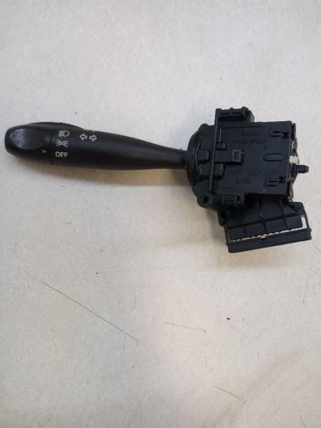 Interruptor de columna Hyundai Accent 2010 OEM usado probado faros  Foto 1 de 4