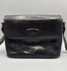 Vintage OROTON Sydney Smooth Black Classic Leather Shoulder Bag Purse Crossbody - Picture 1 of 9