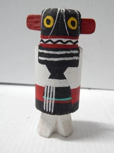 VINTAGE HOPI PUEBLO INDIAN HIGHWAY RTE 66 " OGRE WOMAN" KACHINA - DATIERT 1972 - Bild 1 von 3