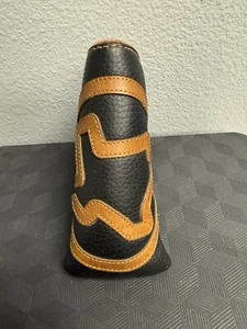 New Tyson Lamb Circle Texas Black/Brown Headcover - Picture 1 of 4