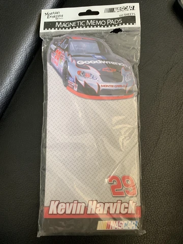 KEVIN HARVICK #29 MAGNETIC MEMO PADS 60 SHEETS 8 1/2" x 4" NEW IN PACKAGE Cover