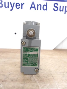 ALLEN BRADLEY 802G-GP GRAVITY RETURN LIMIT SWITCH, #66217G NEW - Picture 1 of 8