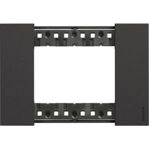 KA4803KG Placca Living Now 3 moduli Serie Living Now Nera BTICINO - Foto 1 di 1