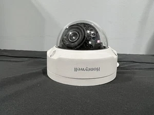 Honeywell H4W4PER3V Network 2.8mm Mini IP Dome Security Camera WDR 4MP IR Rugged - Picture 1 of 3