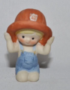 Vintage Enesco Country Cousins Skip the Fireman 1982 - Picture 1 of 5