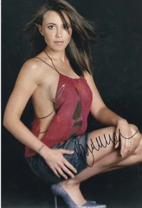 Kym Valentine     **HAND SIGNED**    12x8 photo  ~  Neighbours - Picture 1 of 1