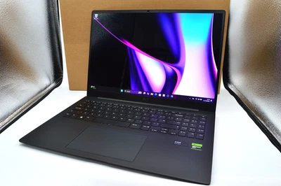 LG gram Pro 16 OLED 2.8k 120Hz, Intel Ultra 7 RTX 3050 32GB RAM 2TB SSD, 16Z90SP - Image 1 of 4