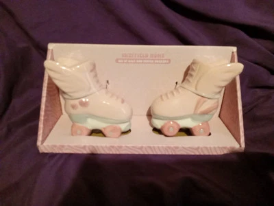 Sheffield Home 🛼 PATÍN ROSA Juego de saleros y pimenteros 🛼 Retro NUEVO Foto 1 de 4