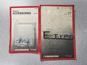 Jaguar E-Type 4.2 Emblem Set, NEW in package - Foto 1 di 1