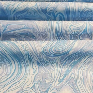 Blue Marble Marbling Fabric FQ HY BTY By the Yard Quilters Quality Marblecious - Bild 1 von 3