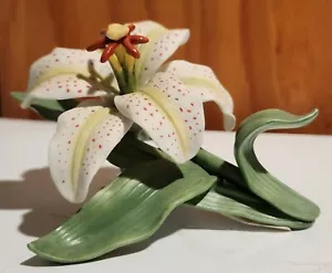LENOX AURATUM DAY LILY Garden Flower sculpture -- -- -- -- - Picture 1 of 4
