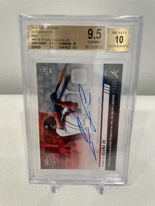 Autógrafos Topps Now 2019 rojo Ronald Acuna Jr automático novato RC/30 BGS 9,5/10 gema - Imagen 1 de 2