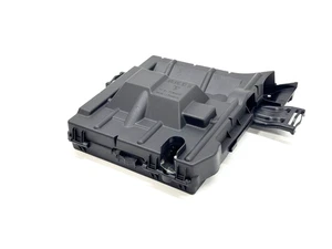 2010–2016 PORSCHE PANAMERA 970 BATTERY DISTRIBUTION RELAY JUNCTION FUSE BOX OEM - Bild 1 von 9