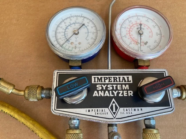Analizador de sistema Imperial Eastman calibre colector de CA de colección 2500 PSI EE. UU. R-502 Foto 1 de 3