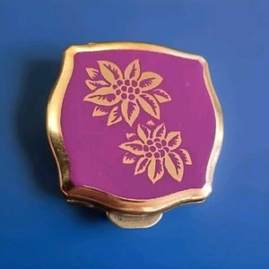 Vintage Stratton Mini Pocket Ashtray Floral Design Metal Box Made In England - Picture 1 of 9
