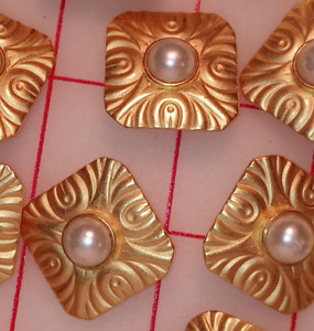5 Magnificent Vintage Gold Metal Shank Buttons Wavy Engrave With Center Pearl 1"