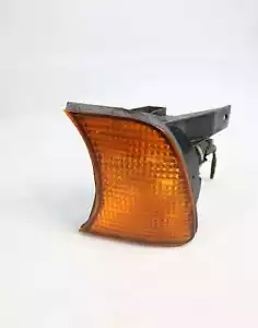 BMW E34 5-Series Front Left Drivers Turn Signal Corner Light Lamp 1989-1995 OEM - Picture 1 of 5
