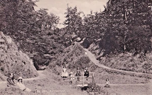FKM 1914 Postkarte, Kinder auf Brücke, Die Höhle, Kirriemuir, Angus - Bild 1 von 1
