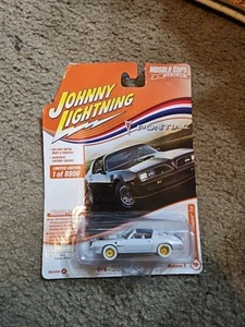 Johnny Lightning Muscle Cars USA 1977 Pontiac Firebird T/A CHASE sold As Is - Picture 1 of 10
