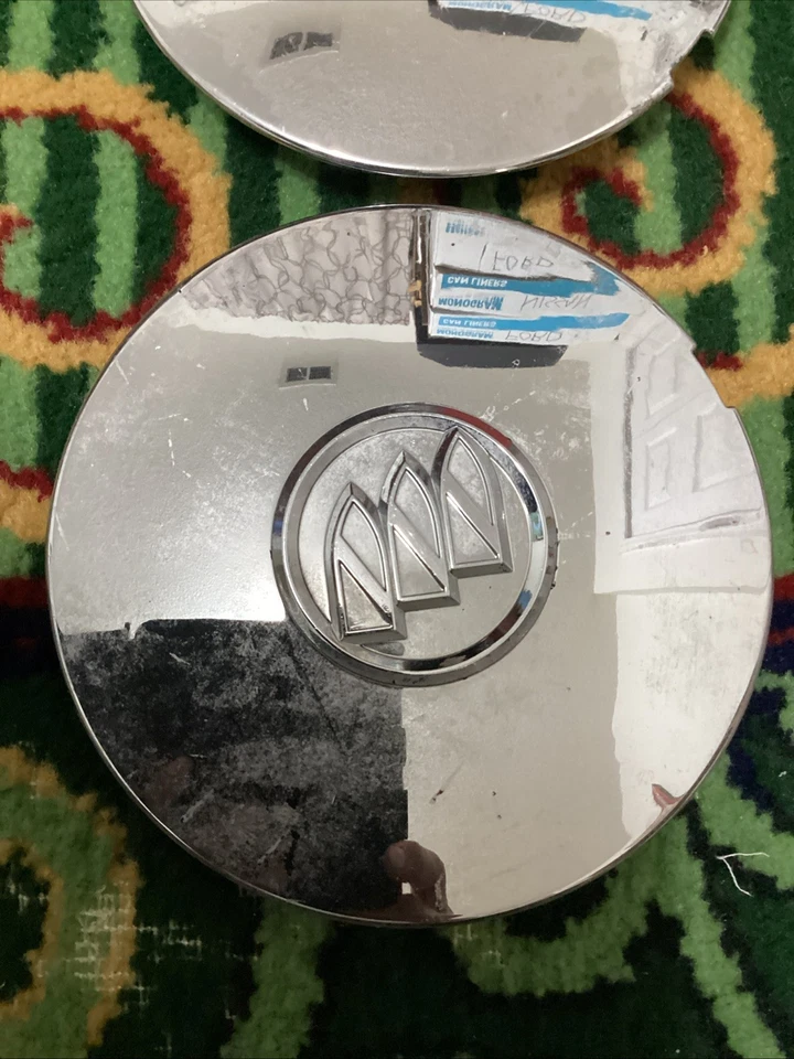 Buick Lacrosse Allure 2005-2008 cromado OEM TAPA CENTRAL 9594285 1 pieza Foto 1 de 4