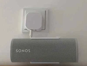 Wall Mount for Sonos Roam / Roam 2 – Horizontal Mount | 2-Screw Secure Install - Picture 1 of 7