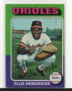 ELLIE HENDRICKS : MLB - 1975 - O-PEE-CHEE  - CARD No # 609