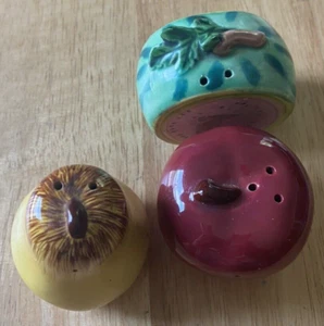Agitadores de sal y pimienta de pera y sandía de manzana - Imagen 1 de 3