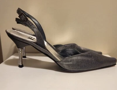 Stuart Weitzman Pewter Silk w/Swarovski Crystal Heels Pumps sz.7 Ret $345 EUC - Image 1 of 4