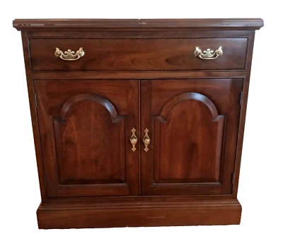 REDUCED Stickley Cherry Valley Collection Flip Top, Expandable Buffet Server Bar - Image 1 of 4