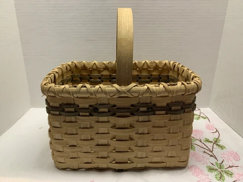 Vintage Handmade Splint Basket Utensil Caddy Artist Signed 1996 Chain Pattern Cover