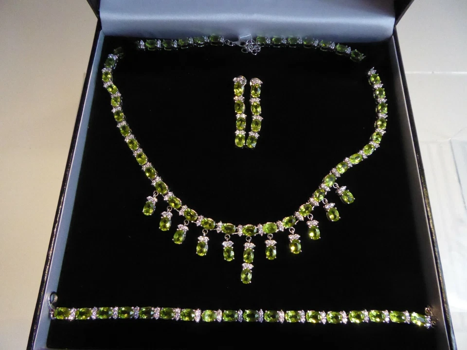 JUEGO DE PLATA COLLAR ARAÑA PERIDOTO REAL, PENDIENTES COLGANTES Y PULSERA Foto 1 de 4