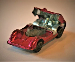 AWESOME! REDLINES Hot Wheels CHAPARRAL 2G RARE Rose Red/Black Int, 1969, Used - Picture 1 of 7