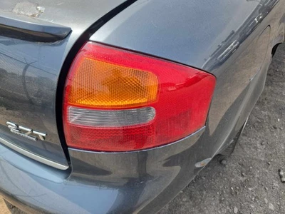Conjunto de luz trasera derecha AUDI A6 02 03 04 Foto 1 de 3