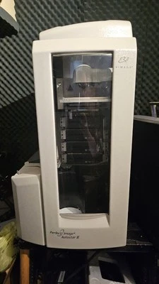 Totalmente Automático, Impresora/Copiadora de CD y DVD, Rimage Protege II, Prisma de Imagen Perfecto Foto 1 de 4