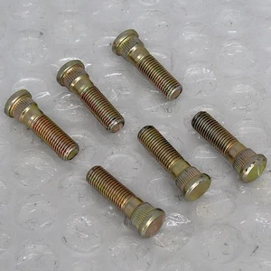 Rear Wheel Hub Bolts for Mitsubishi Delica L300 P23V 2.0 - Picture 1 of 7
