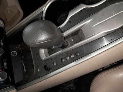 Nissan Pathfinder 2017 manija de cambio usada tracción delantera 3,5 L fabricante de equipos originales 103 k millas Foto 1 de 4