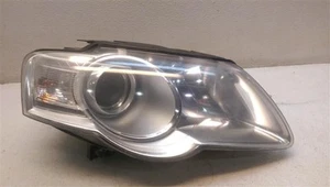 Passenger Headlight for 06-09 Volkswagen Passat Wagon - Picture 1 of 12