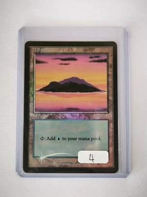 1 X ISLAND LAND ARENA MTG MAGIC CARD 1993-2001 FOIL MINT CONDITION #4 - Image 1 of 4