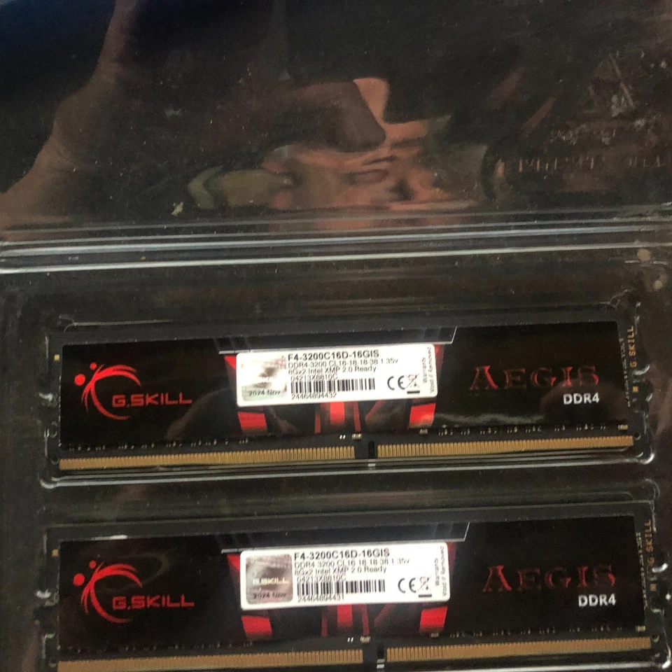G.SKILL Aegis 16GB (2x8GB) DDR4-3200MHz   F4-3200C16D-16GIS  CL16-18-18-38 1.35V - Bild 1 von 1