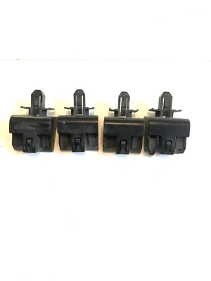 Set Of 4 Genuine Subaru Grille Retainer Bracket Clip Legacy Outback 2005-2007 Foto 1 de 4