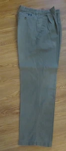 Dockers Men's Classic Fit Khaki Pants Olive Green 31x32 100% Cotton Made in USA - Picture 1 of 7