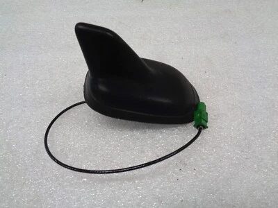 Antena de techo Volkswagen CC 2009-2012 aleta de tiburón 3C0035507Q OEM AK2404218 Foto 1 de 4