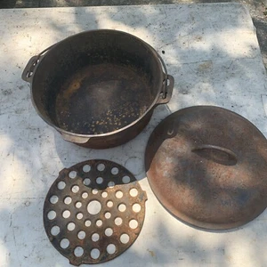 Griswold antico vintage n. Forno Olandese 9 Tite-Top con Coperchio Facile da Pulire con Rivestimento - Foto 1 di 24